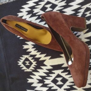 Colin Stewart brown suede pumps beautiful color great new condition!